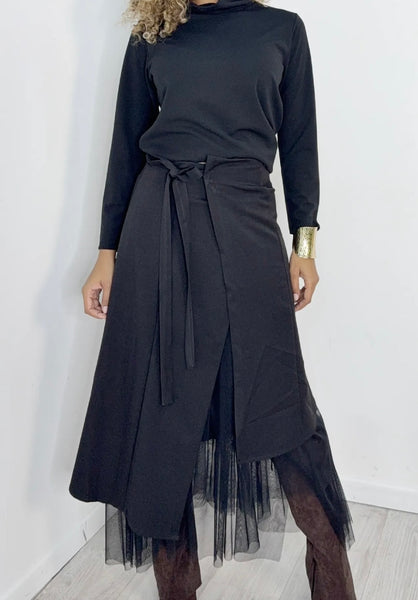 Kjol med tyll  2 ST KVAR ‼️