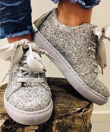 Sneakers silver eller svart